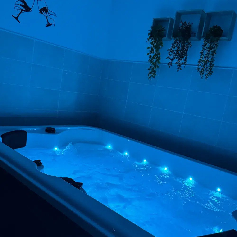 Aire camping-car � Belv�s-de-Castillon (33350) - Photo 9